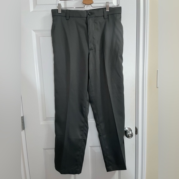 Men’s Dockers grey dress pants - Picture 2 of 5